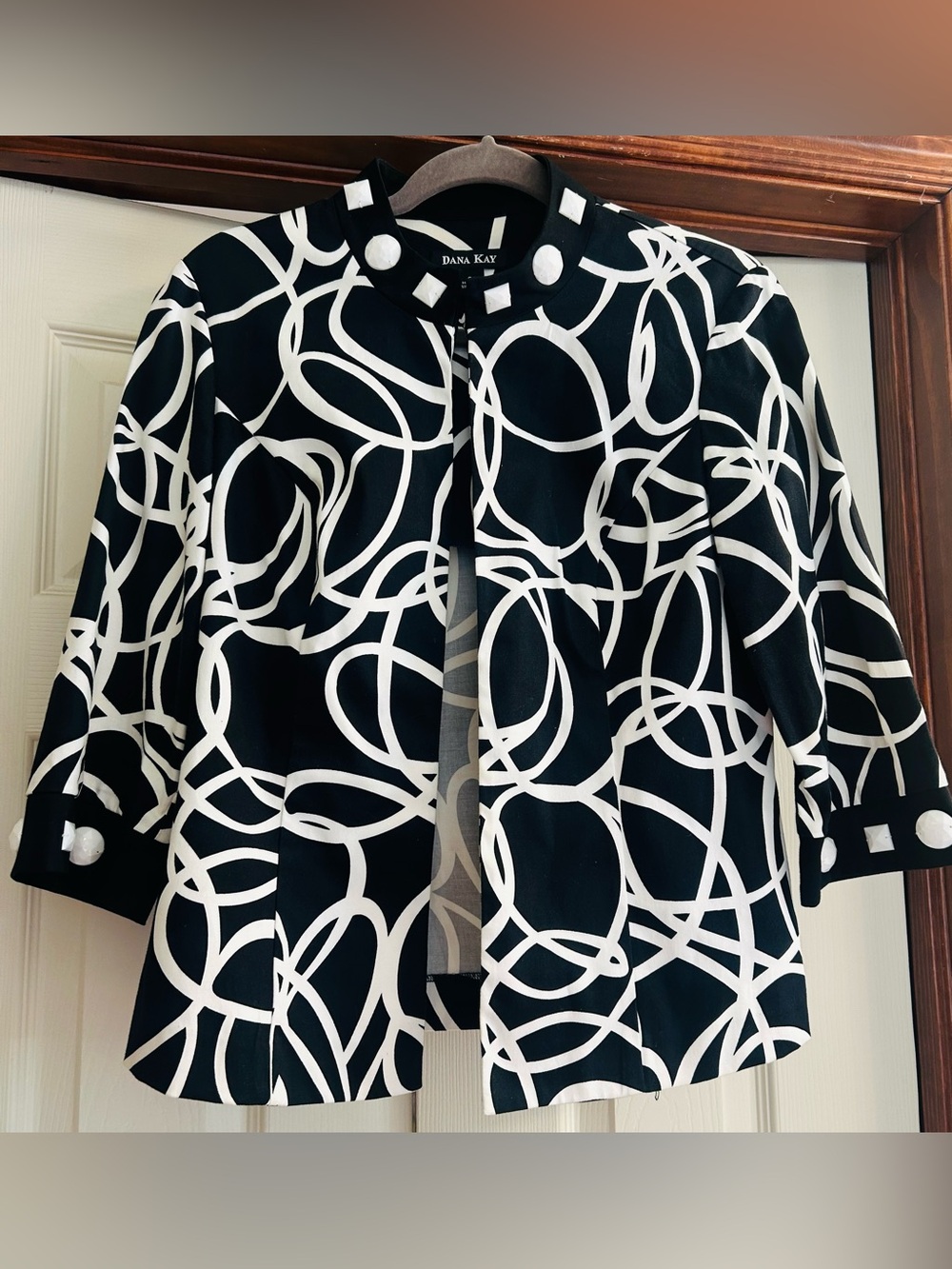 Dana Kay Collarless Black & White Abstract Loop Jacket
